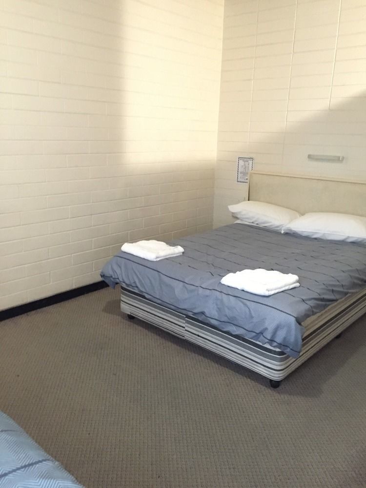Adelaide Motel & Backpackers Εξωτερικό φωτογραφία