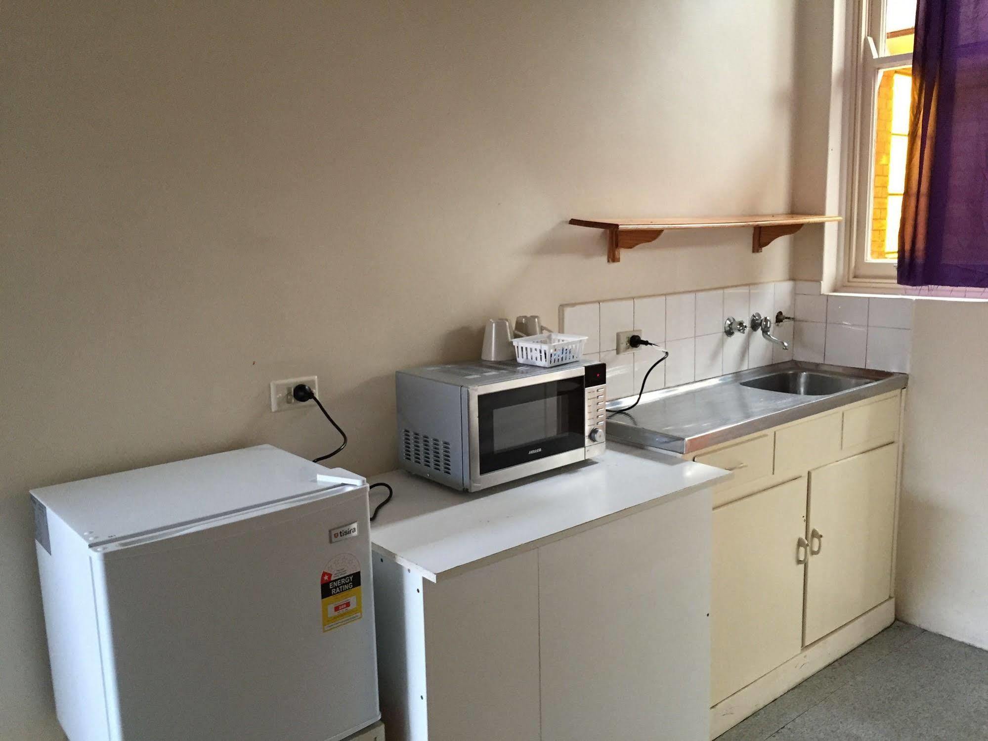 Adelaide Motel & Backpackers Εξωτερικό φωτογραφία